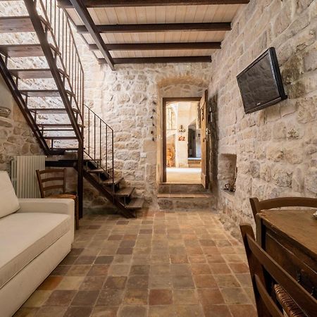 Case-Grotte Degli Avi, Esperienza Abitativa In Grotta Modica Kültér fotó