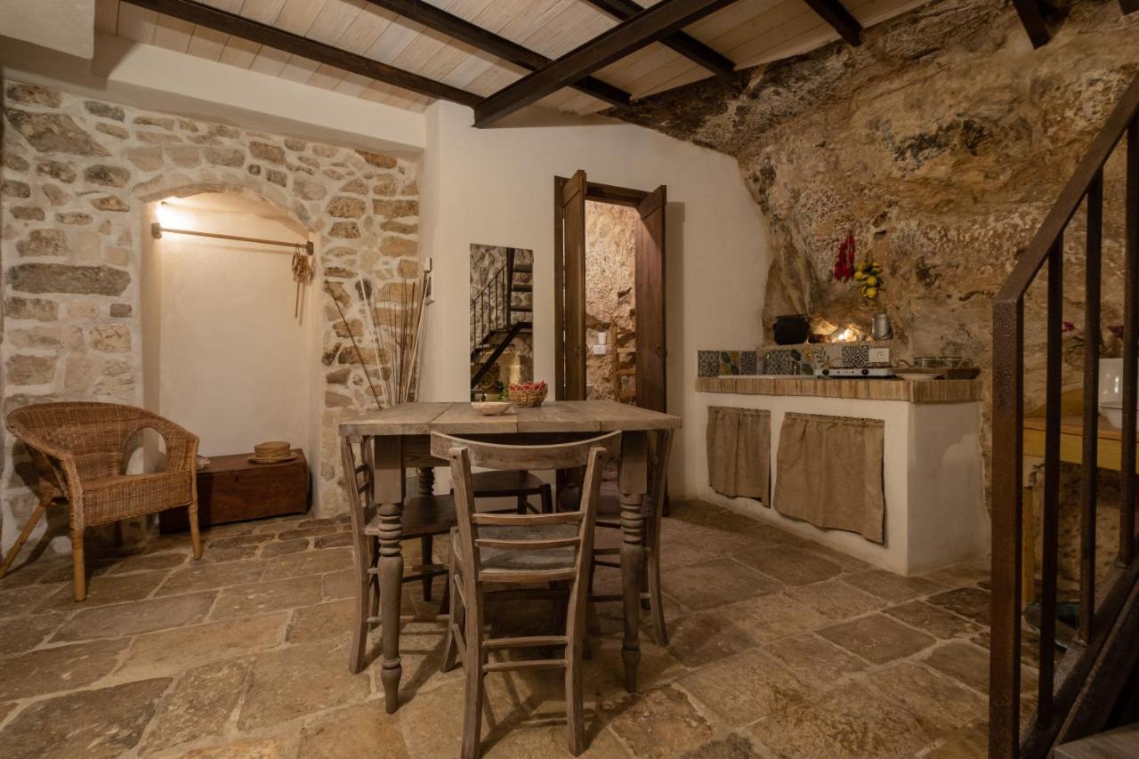 Case-Grotte Degli Avi, Esperienza Abitativa In Grotta Modica Kültér fotó